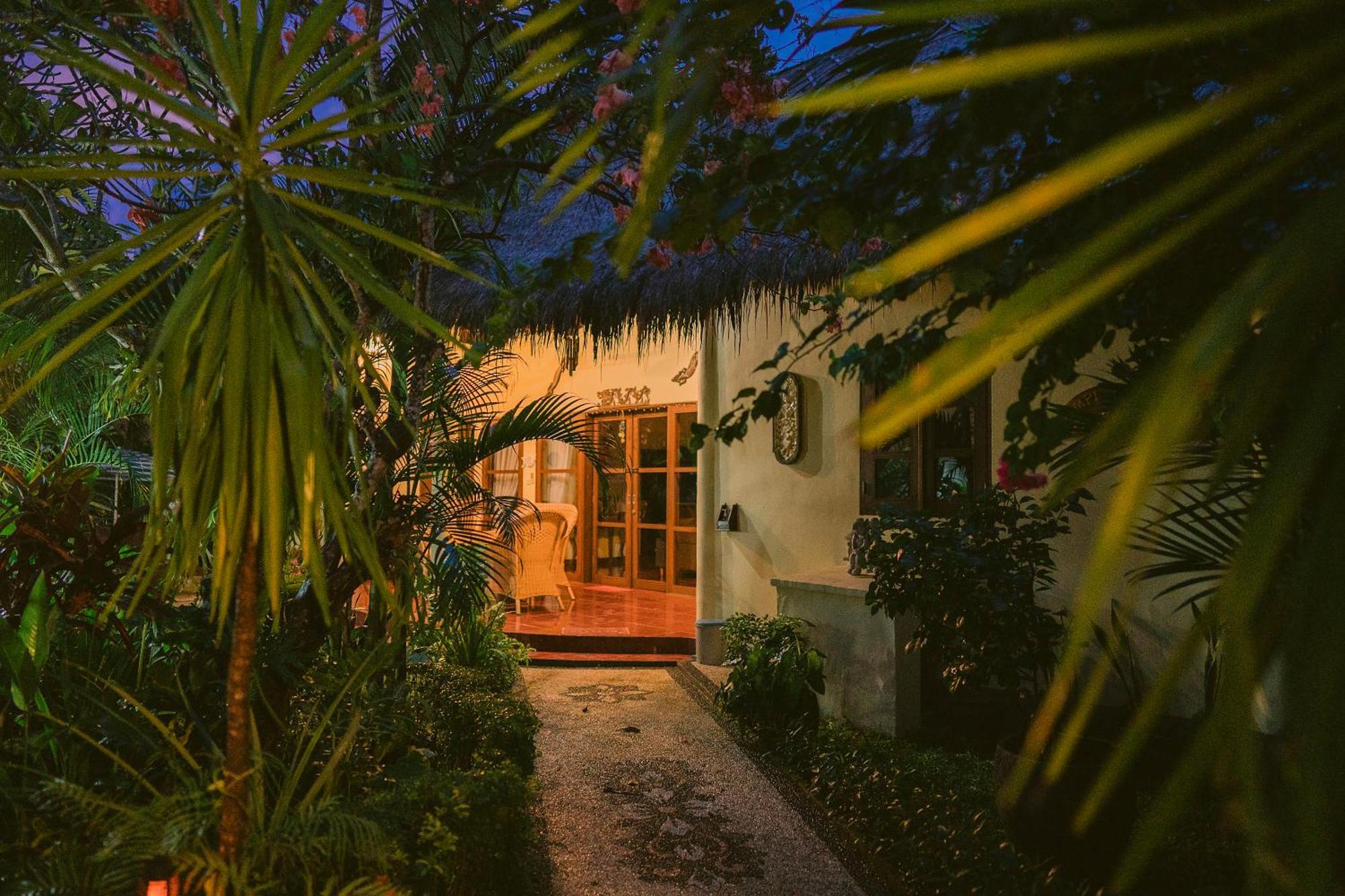 Medewi Bay Retreat Hotel Pulukan Eksteriør billede